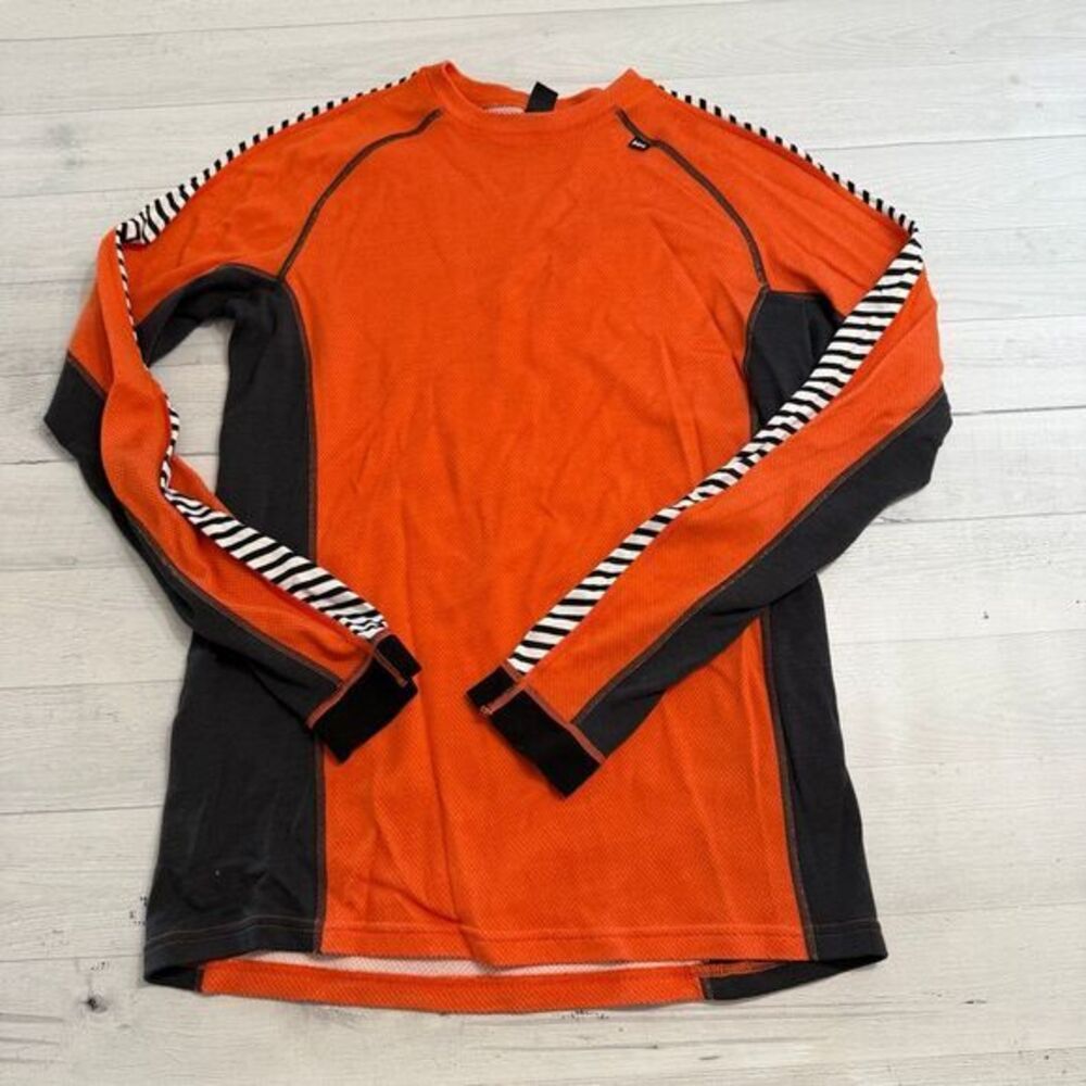 Helly‎ Hansen orange baselayer top size large